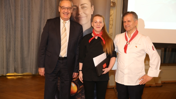 Gastronomie : Marie Robert remporte un Mérite Culinaire Suisse 2024